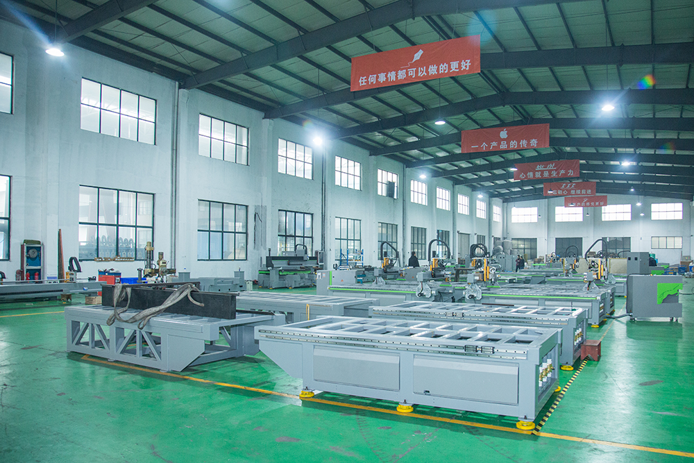 得馬雕刻機(jī)工廠(chǎng)